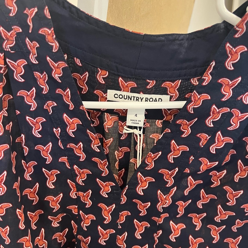 NWT BLOUSE - Picture 2 of 3